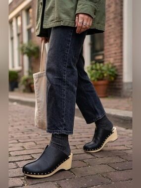 Kelsi Dagger Brooklyn Black Jhett Clogs with Studded Trim size 8 $190